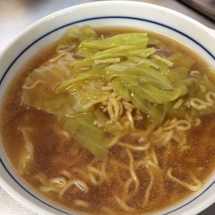 キャベツあんかけ即席醤油ラーメン